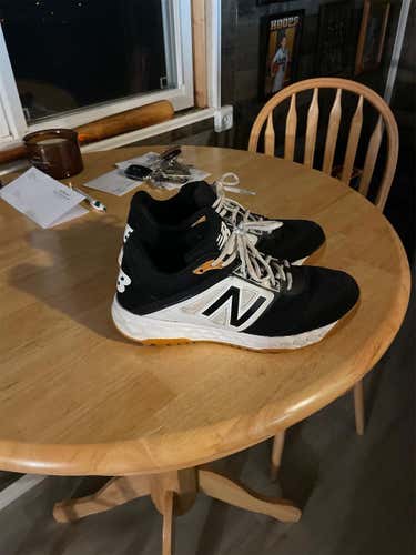 Black Men's Trainers New Balance Like New Condition