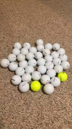 40 Used Titleist Tour Soft Golf Balls