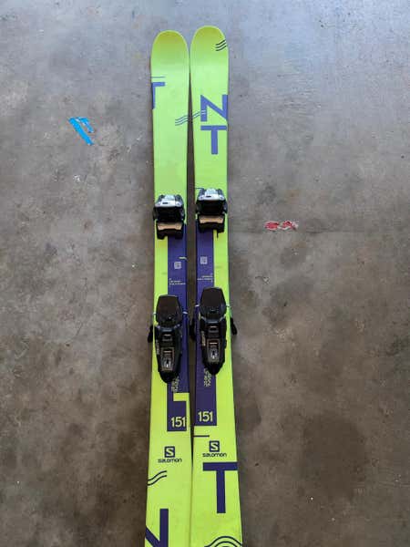 151cm Salomon TNT 2017 Skis with Marker Squire bindings