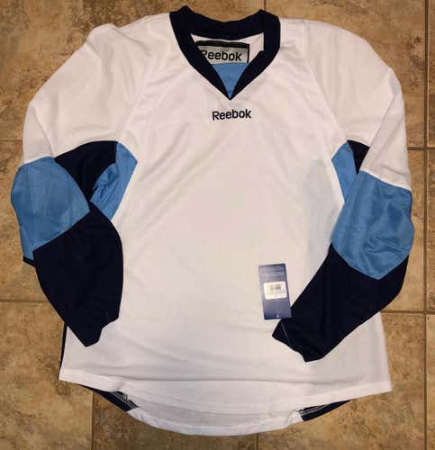 Reebok Edge Pittsburgh Penguins Elite Jersey and Socks Medium