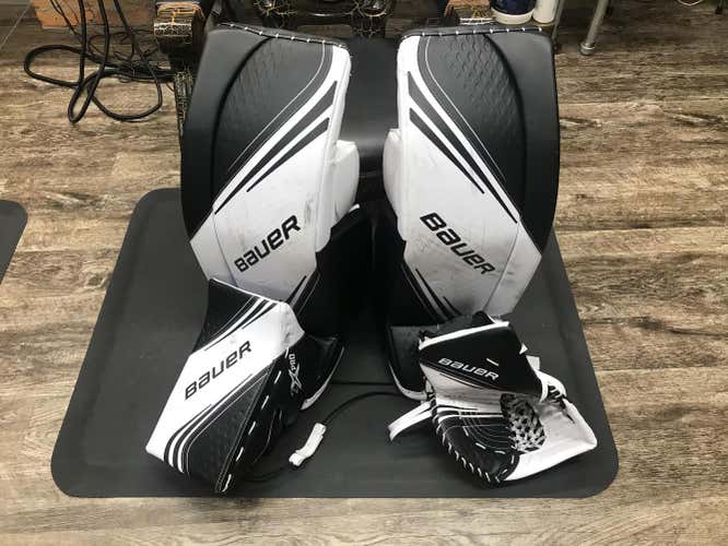 White Used Senior 34+1” M Bauer Regular 2X Goalie Full Set