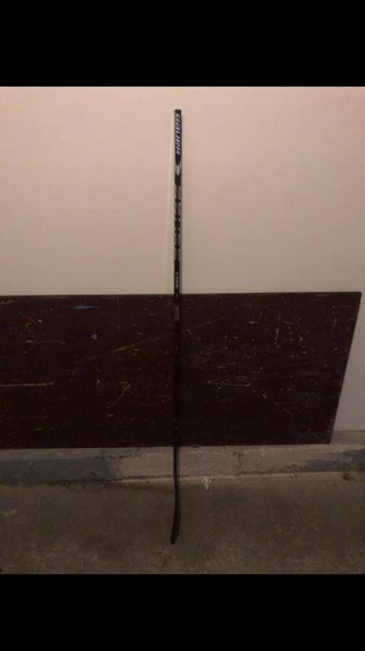 New 2 Pack Right Handed Vapor 1X Lite Hockey Stick