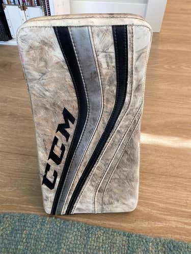 CCM Premier R1.9 Senior Blocker