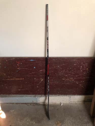 Senior Right Handed Nexus 1N Mid Pattern Pro Stock Hockey Stick