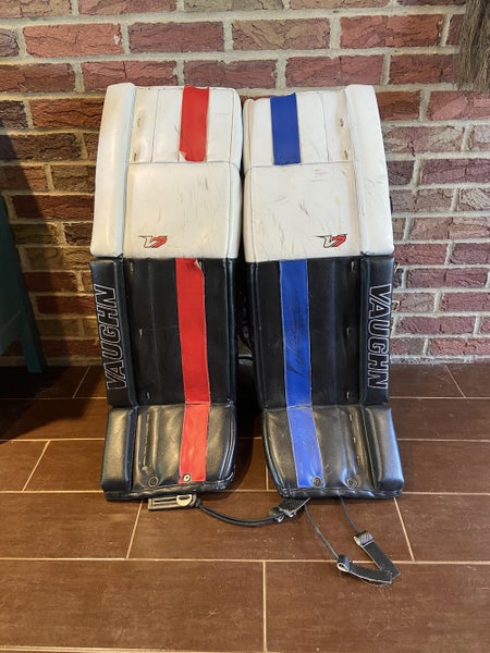 Black Used Senior 35+1”Vaughn V7 Pro XR Goalie Leg Pads Pro Stock