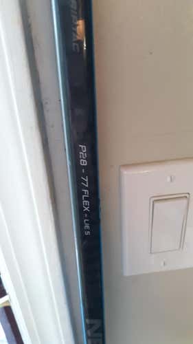 Used Senior Bauer Right Handed Nexus 2N Pro Hockey Stick Toe Pattern