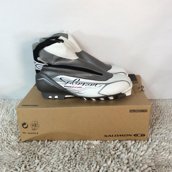 Size 9.5 New Salomon Vitane 8 SNS Pilot Cross Country Ski Boots