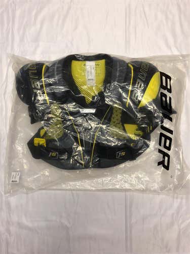 New Bauer Supreme 1S Shoulder Pads - Senior Large (NSH016B)