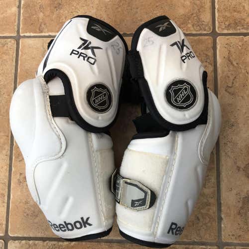 Reebok 7K Pro Medium Pro Stock Elbow Pads