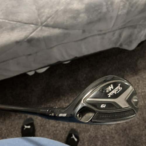 Used Right Handed 818 H2 3H Hybrid