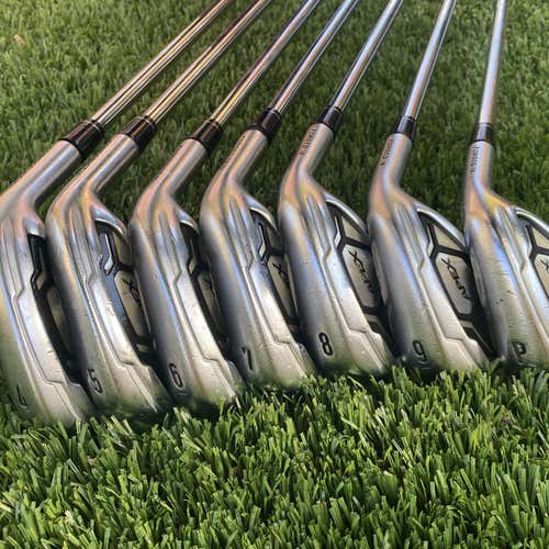 Callaway Apex CF16, Stiff Flex, 4-PW Iron Set