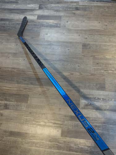 NEW Pro Stock Bauer Nexus 2N Pro P28-82 flex