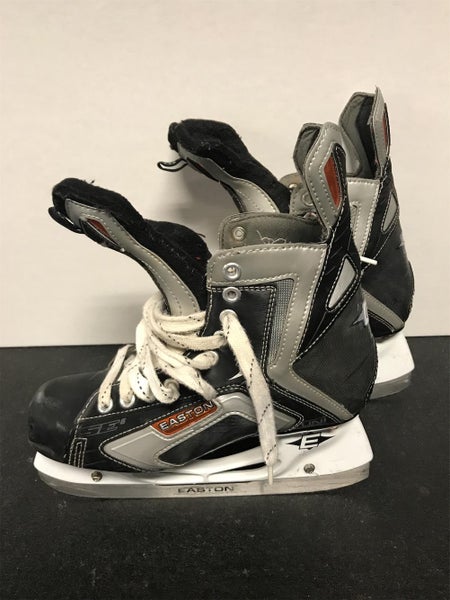 Used Easton SE6 Intermediate 6.5 Ice Hockey Skates Ice Hockey Skates