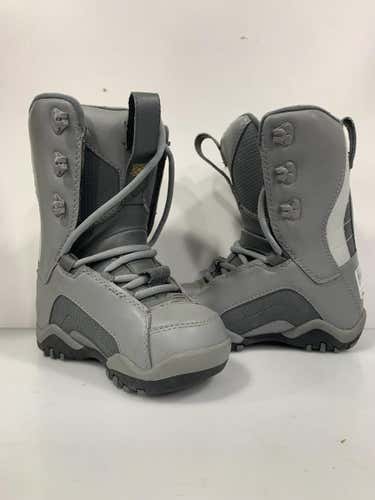 Used Lamar Junior 01 Snowboard Boys Boots