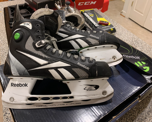 Used Senior Reebok 11k Hockey Skates Regular Width Size 11