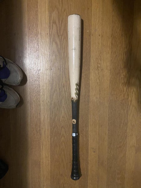 Used High School/College Marucci Wood Cutch 22 Bat 30 oz 32"