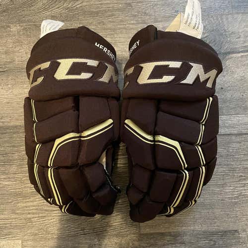 Brand New Hershey Bears Gloves
