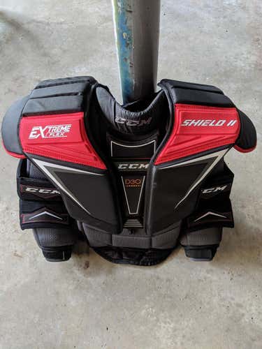 Used Senior Large CCM Extreme Flex Shield II Goalie Chest Protector