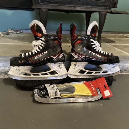CCM Jetspeed FT1 8.5 D w/ 280 Edge Tuuks