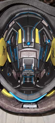 Black Used Medium Bauer Re-Akt 200 Helmet