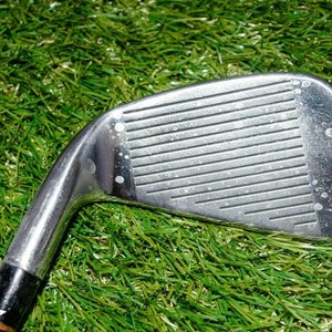 Titleist 	Dci Oversize + 	5 Iron 	Right Handed 	37.75"	Steel 	Stiff	New Grip