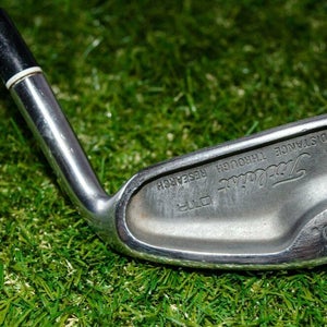 Titleist 	DTR	5 Iron 	Right Handed 	38"	Steel 	Stiff	New Grip