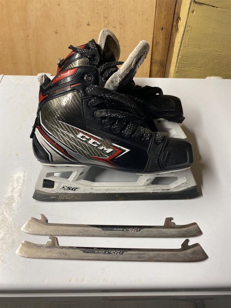 Senior CCM FT460 Size 7 Goalie Skate W/ Step Steel