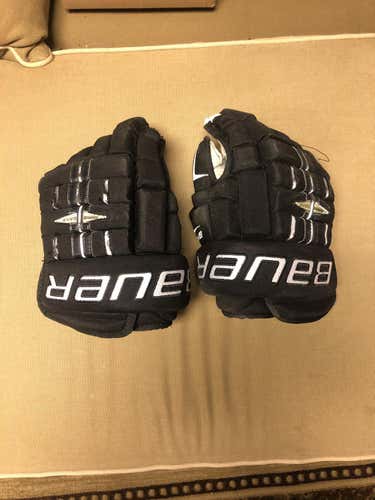 Used Senior Bauer BH-Pro 4-Roll Gloves (13.5")