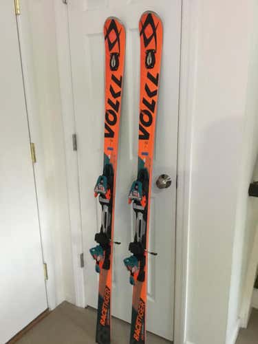 Used Unisex 2017 Volkl Racing Racetiger GS Skis With Bindings Max Din 16