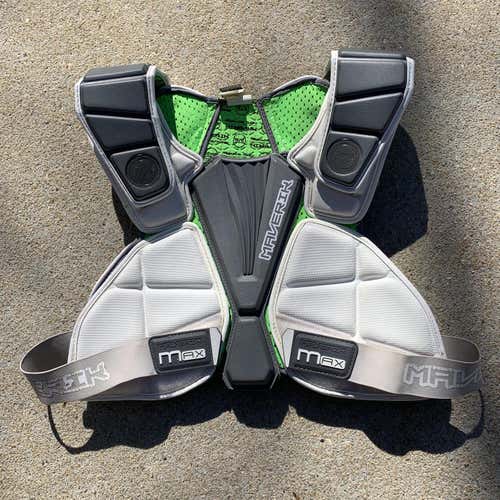 Maverik Max Shoulder Pads size Large