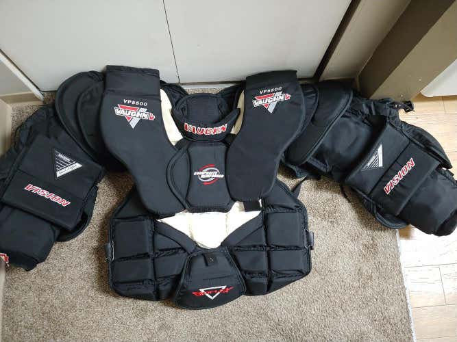 Used Senior Large Vaughn Goalie Chest Protector