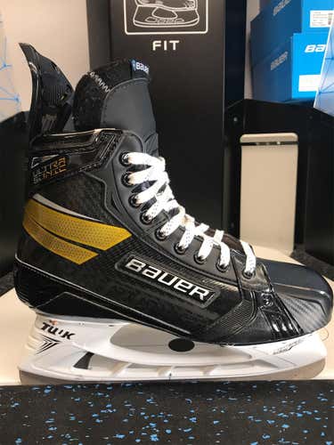 Senior Bauer Supreme UltraSonic Skates 8.5 Fit 1