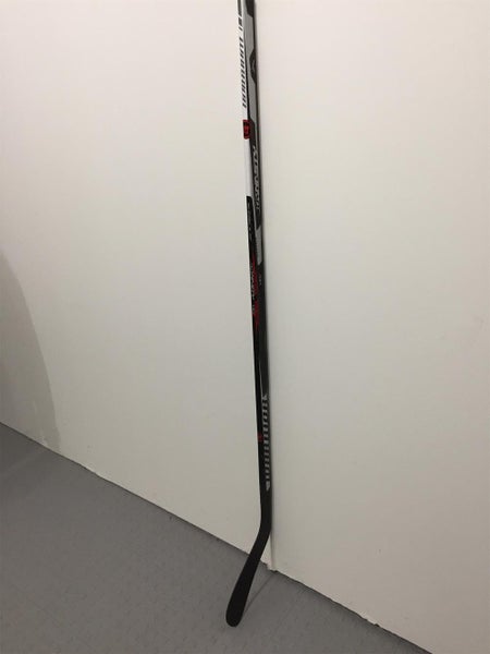 Senior Right Handed Dynasty HD1 Mid Pattern Hockey Stick