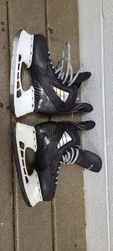 Used Junior True Pro Custom Hockey Skates Size 5