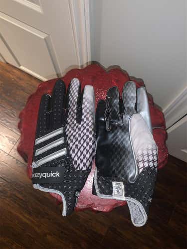 New Adidas Gloves L