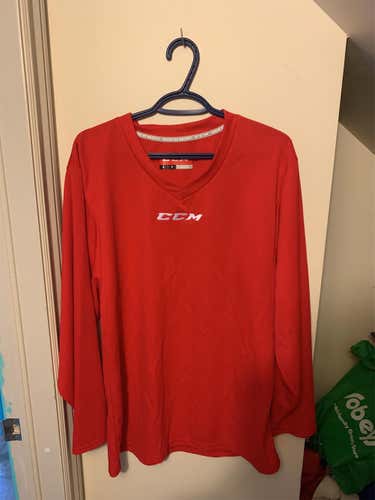 Red Adult Small CCM Jersey
