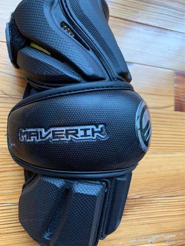 Maverik Rome RX3 Lacrosse Arm Pads, Black, size Large