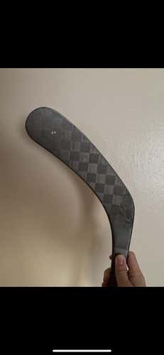Used Left Hand Vapor 1X Mid Pattern Hockey Stick
