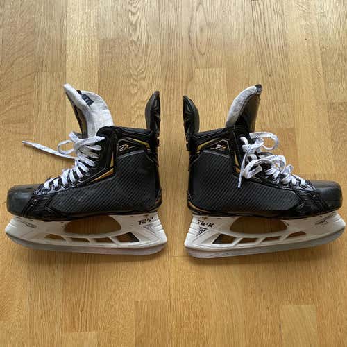 Senior BauerOscar Fantenberg - Supreme 2S Pro Extra Wide Width Pro Stock Size 7 Hockey Skates