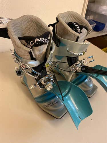 SCARPA - T2 ECO WOMEN'S TELEMARK BOOT SIZE 23