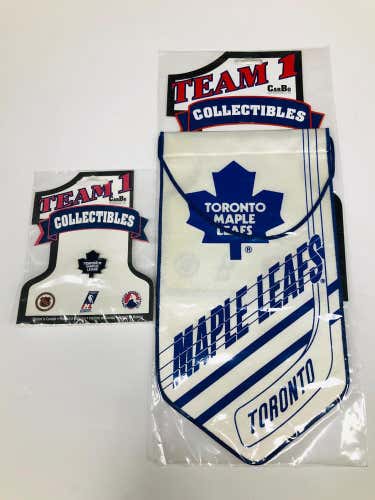 New vintage Toronto Maple Leafs set of flag banner pin table TML original vtg