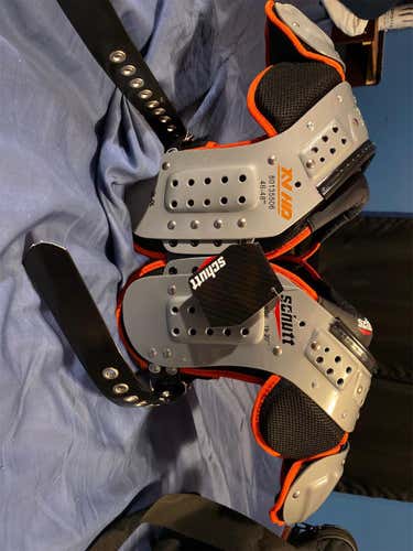 New Extra Large Schutt XV HD Shoulder Pads