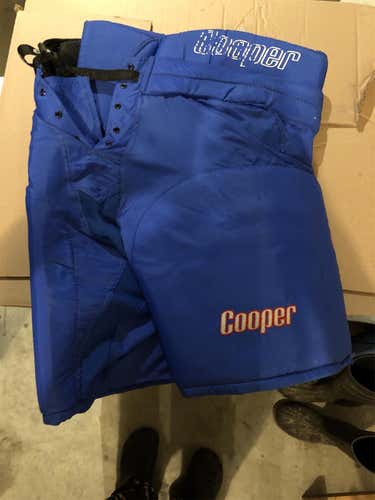 Blue Senior Small Bauer 900 Hockey Pants