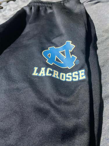 Small UNC Lacrosse Sweatpants
