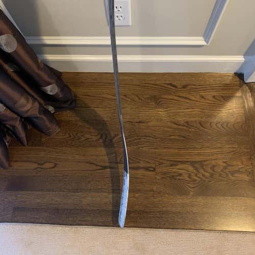 Senior Regular Supreme 2S Lite 27" Paddle Goalie Stick