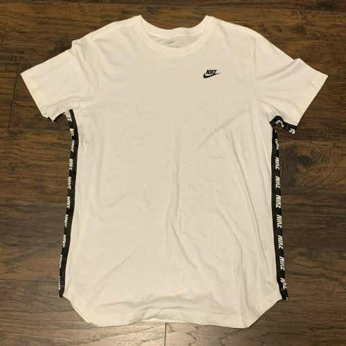 Nike Sportswear White/Black Piped Scalloped hem the Nike tee shirt size L