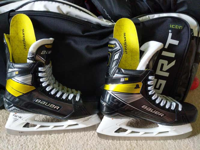 Used Senior Bauer Supreme 3S Hockey Skates Regular Width Size 9.5