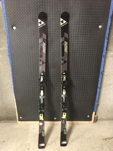 Used Fischer Racing RC4 World Cup GS Skis