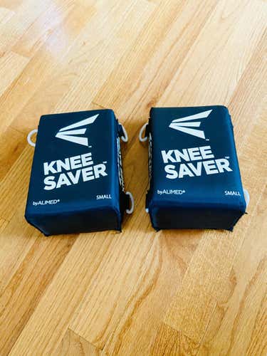 Like New Easton Knee Savers - Set of 2 - Size Small