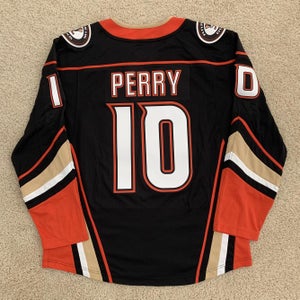 NEW! Corey Perry Anaheim Ducks Fanatics Breakaway Player Jersey Size Large
